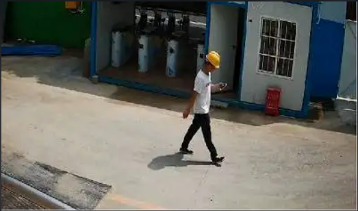 AI智能视频监控系统  监控视频识别人员着装分析报警