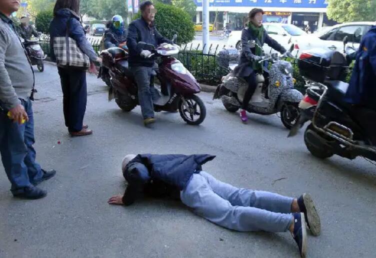 摔倒识别系统 公共场所老幼活动区域人员的摔倒动作行为识别预警