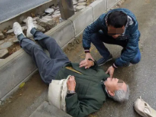 视频监控跌倒识别 摔倒行为识别的算法