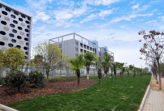 物联网智慧学校系统 智慧学校到底有多智慧呢