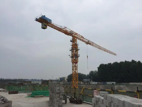 智慧工地塔机安全监控管理系统 助力建筑施工安全