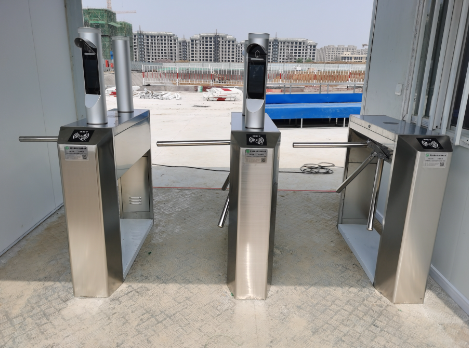 建筑工地人脸识别门禁系统 工地实名制人脸门禁怎么使用