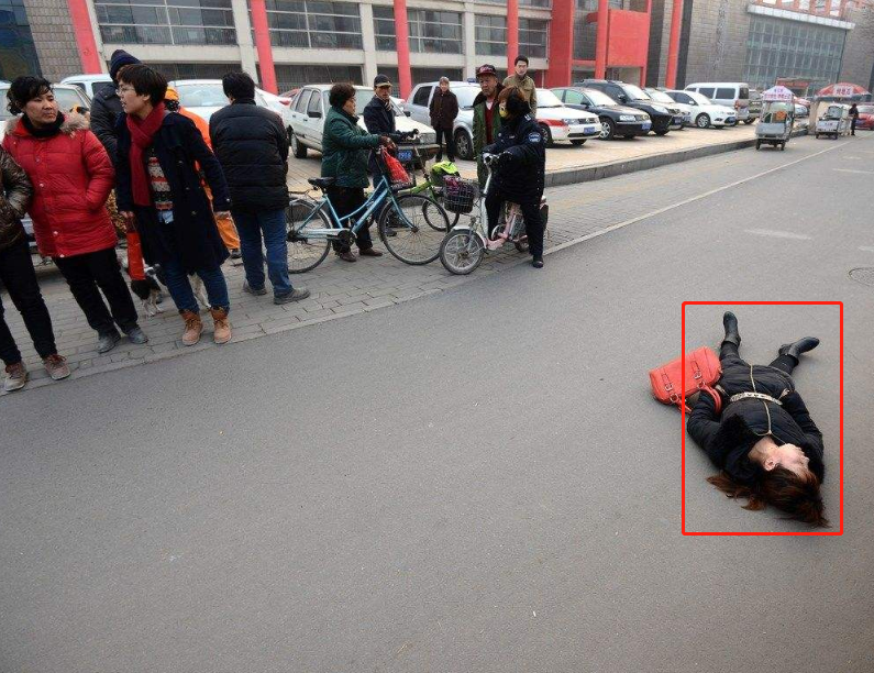 人员摔倒识别预警系统 