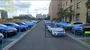 智慧停车场无感通行：多摄像头协同车牌识别系统